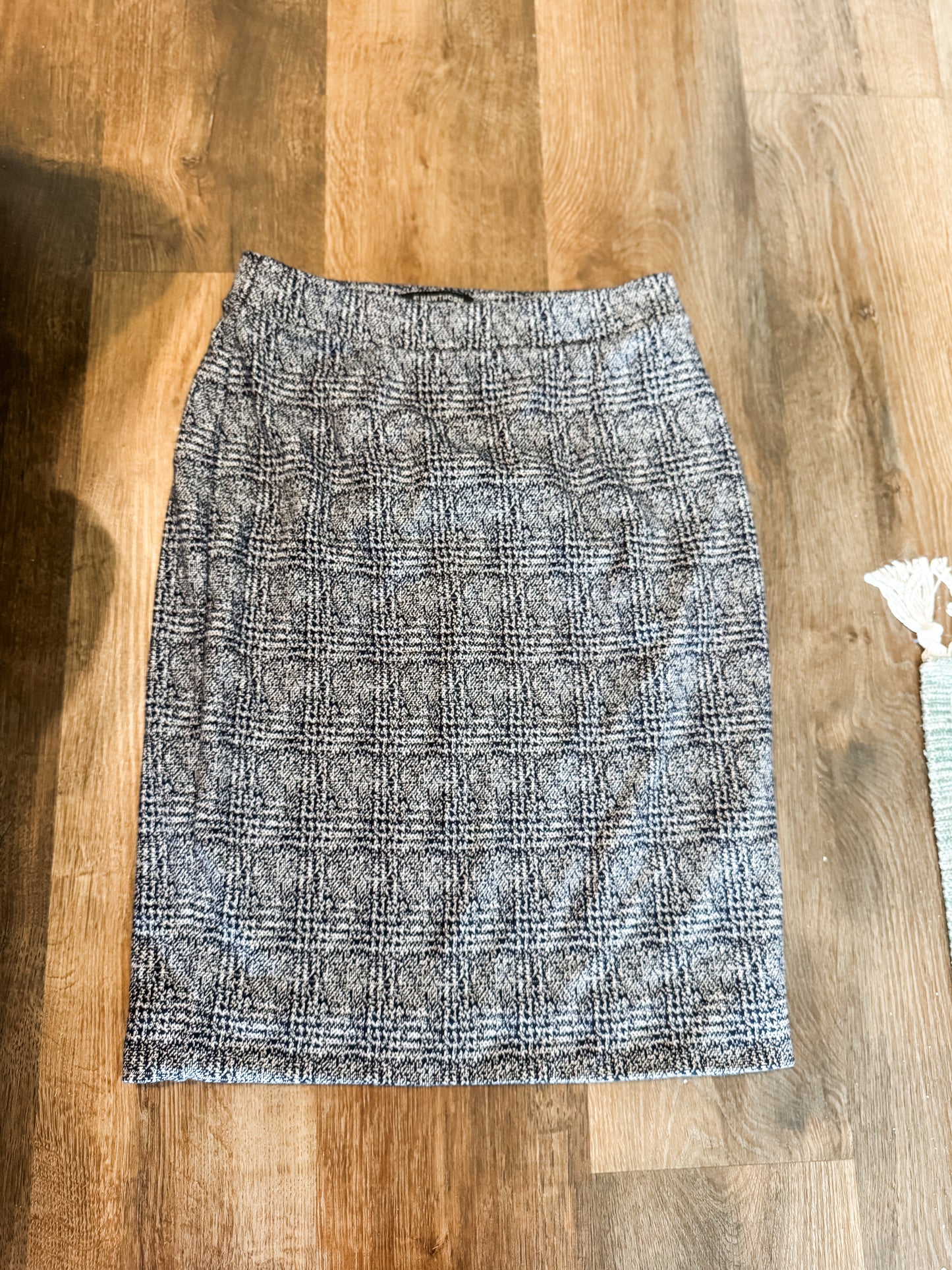 Gray Plaid Skirt S