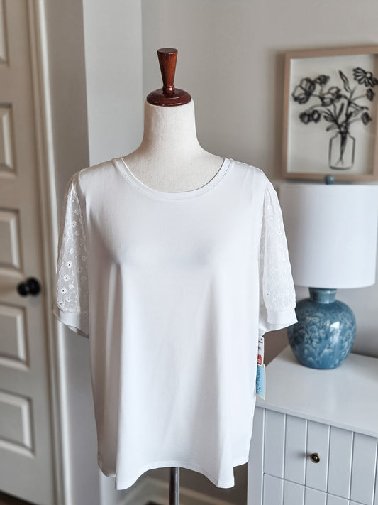 NWT White Top XL
