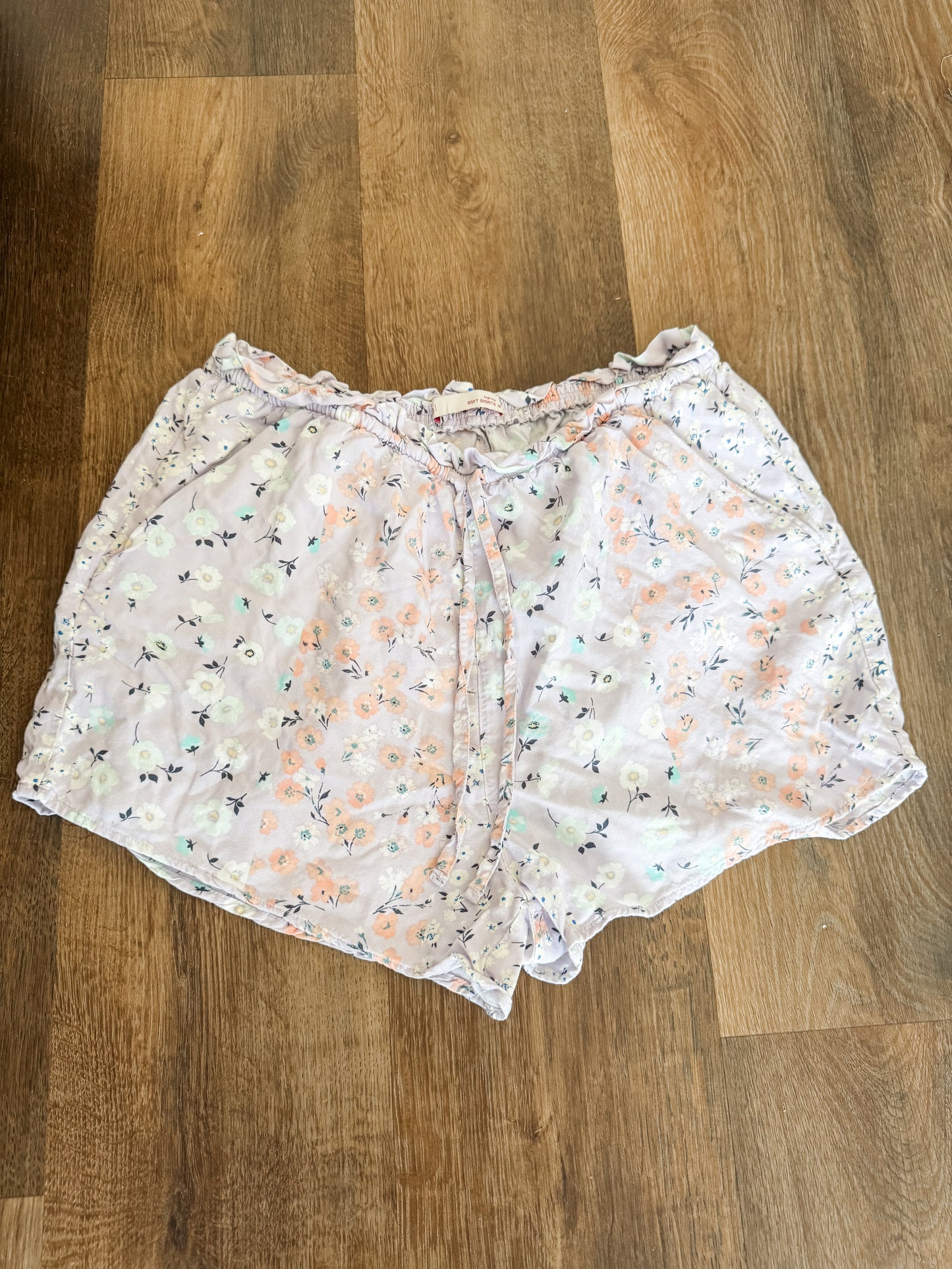 Purple Floral Shorts M