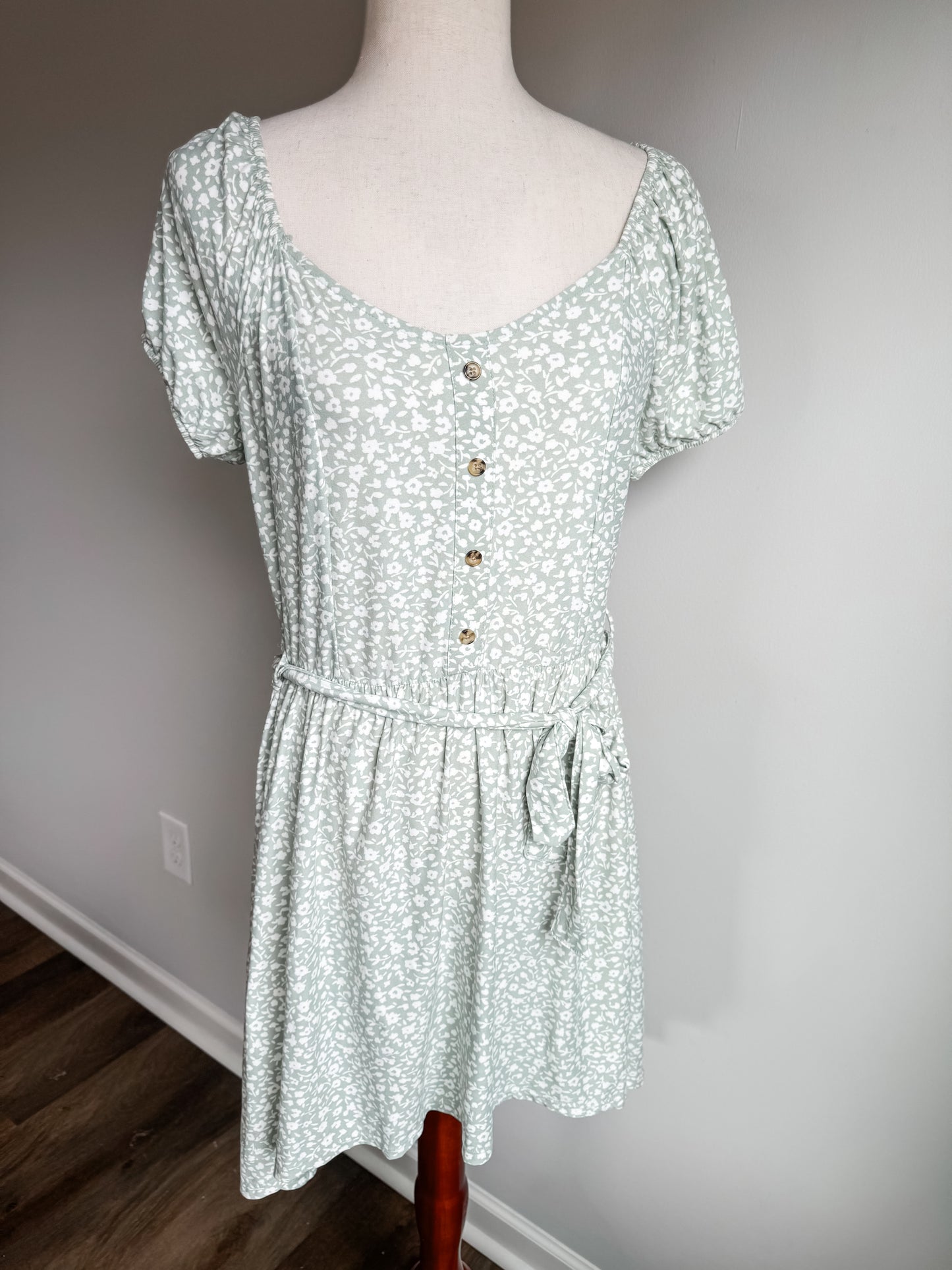 Green White Floral Dress L