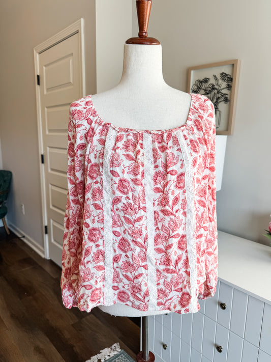 Red White Floral Top M