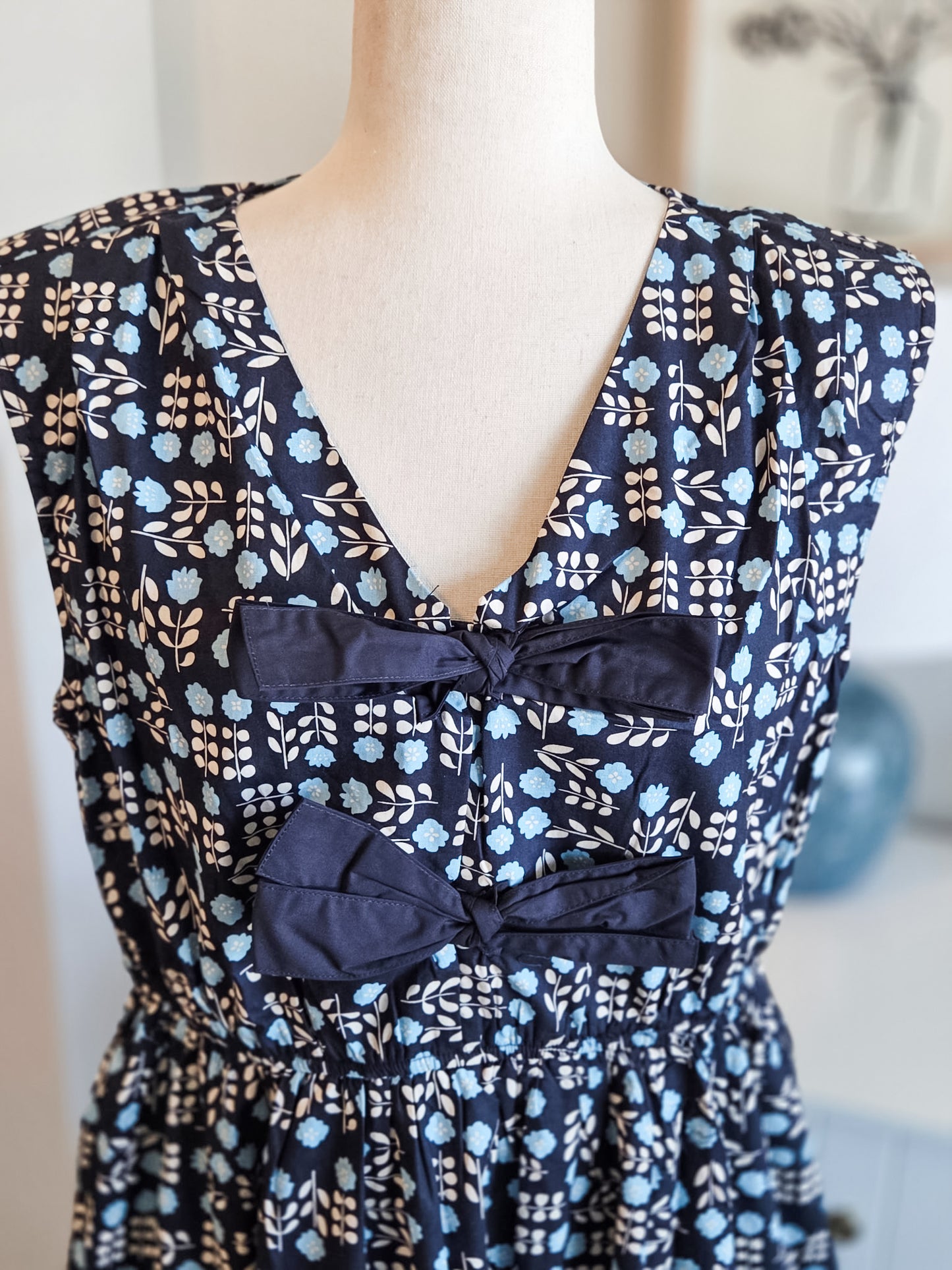 NEW Navy Floral Bow Dress