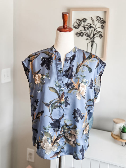 Gray Floral Blouse S