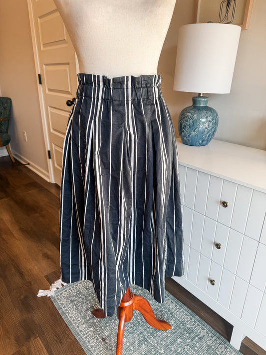 Navy Striped Skirt M/L