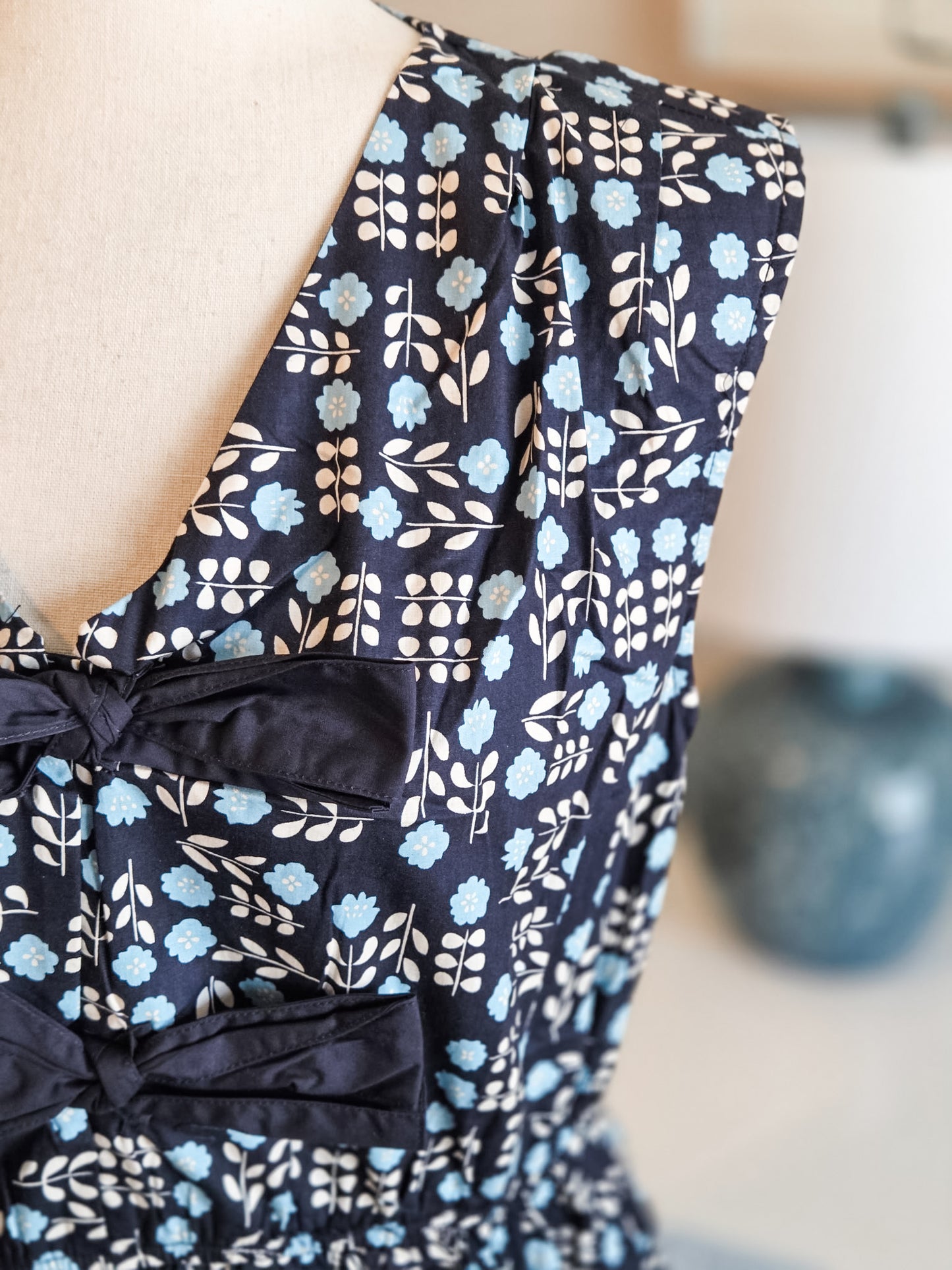 NEW Navy Floral Bow Dress