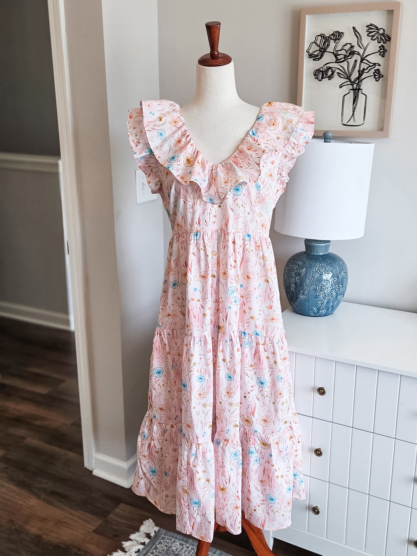 NEW Pink Floral Ruffled Dress