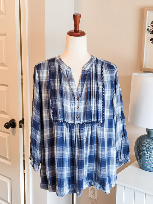Navy Plaid Top L