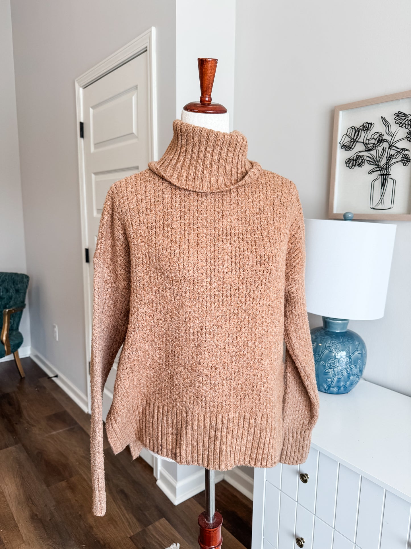 Camel Sweater S