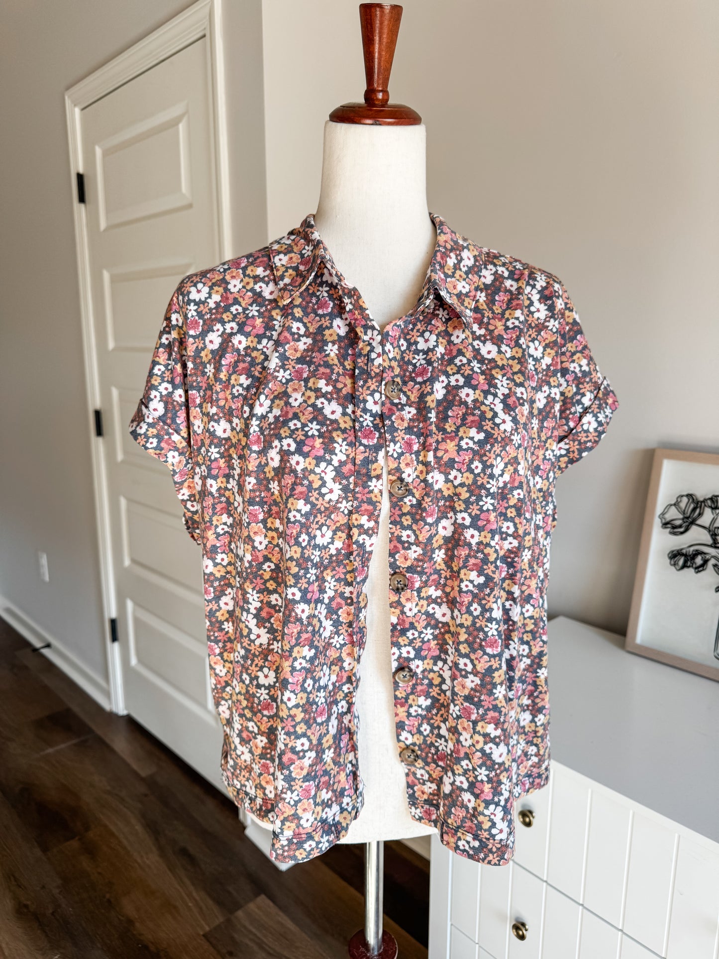 Multi Color Floral Button Up XL