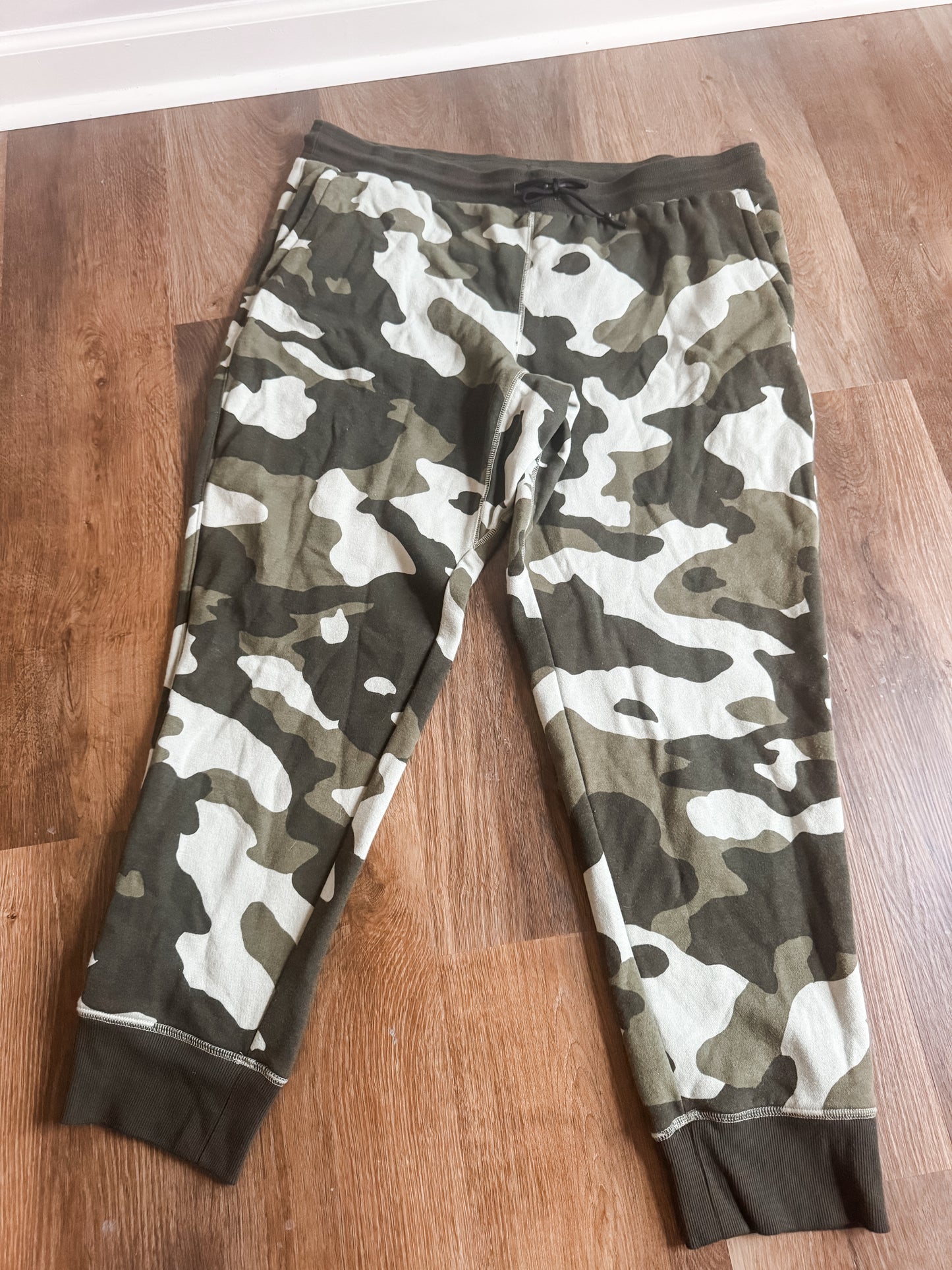 Camo Joggers XL