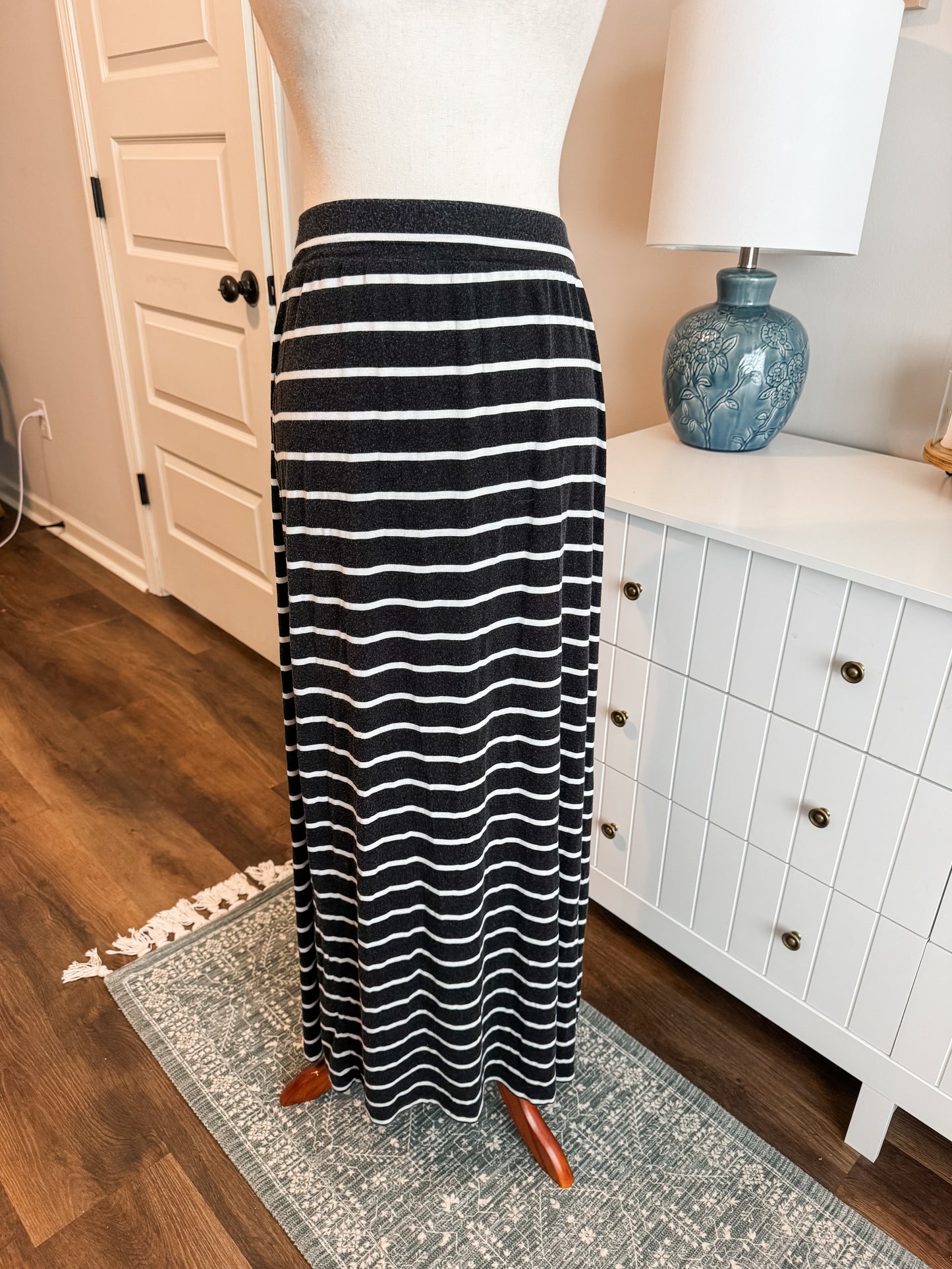 Gray Striped Maxi Skirt XL