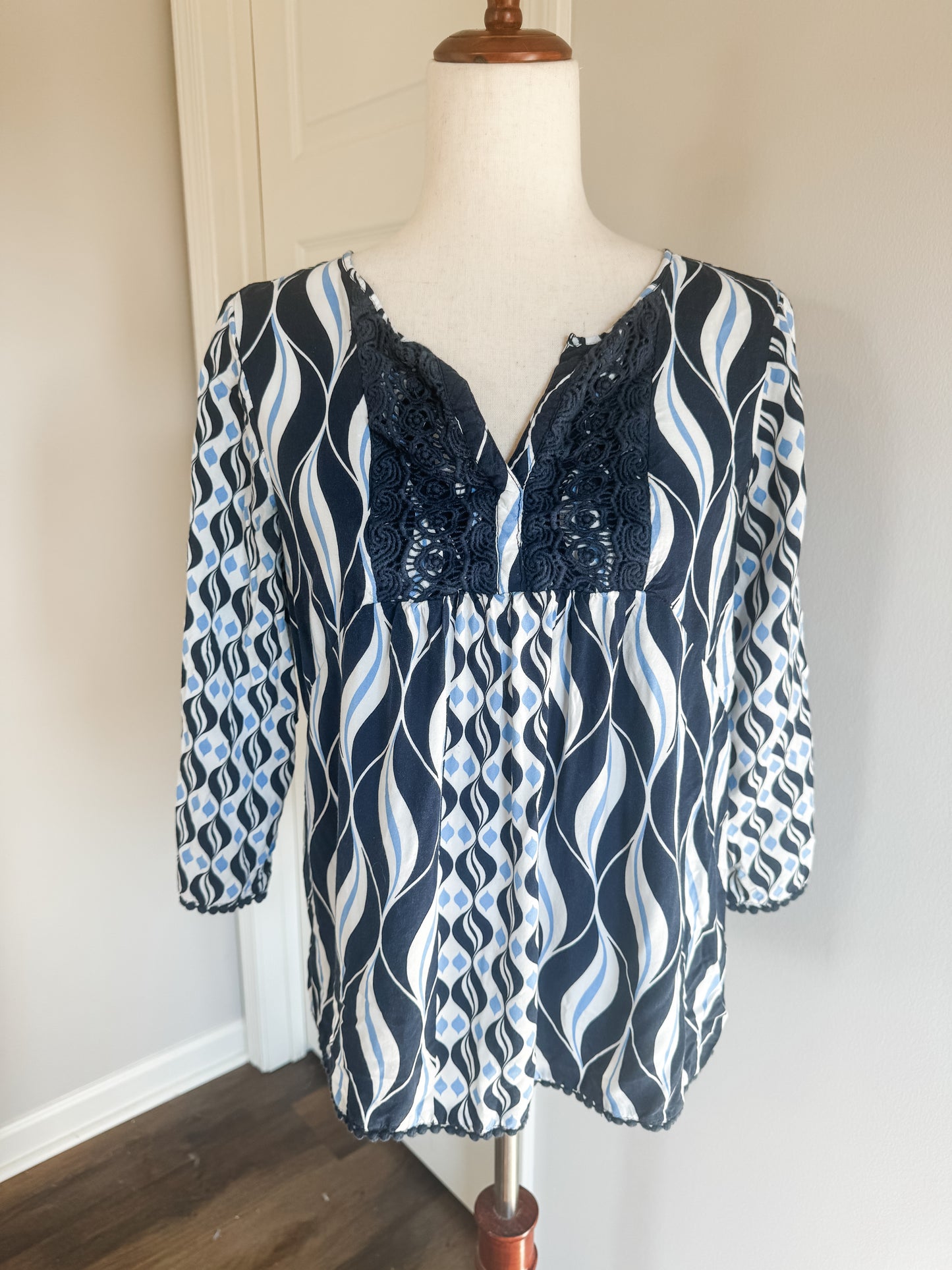 Navy Blue White Print Top S