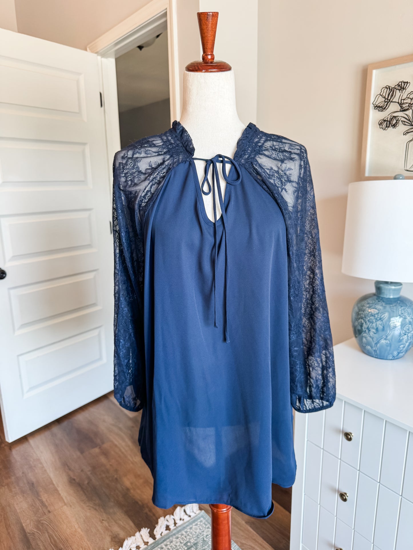 Navy Lace Sleeve Top 14/16W