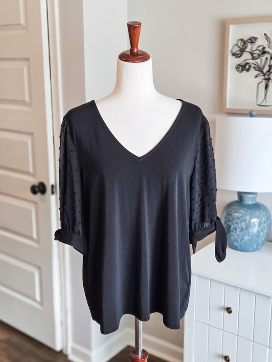 Black Swiss Dot Top XL