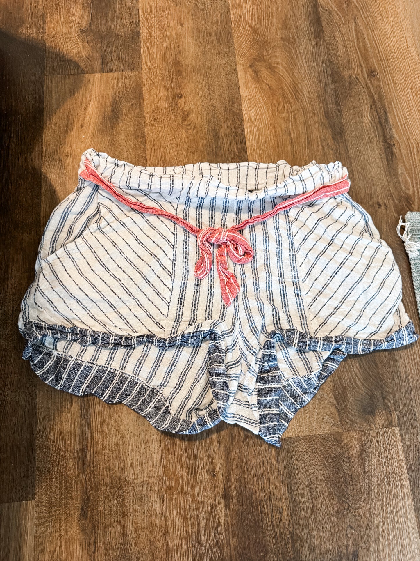 Blue White Pink Striped Shorts 14/16W