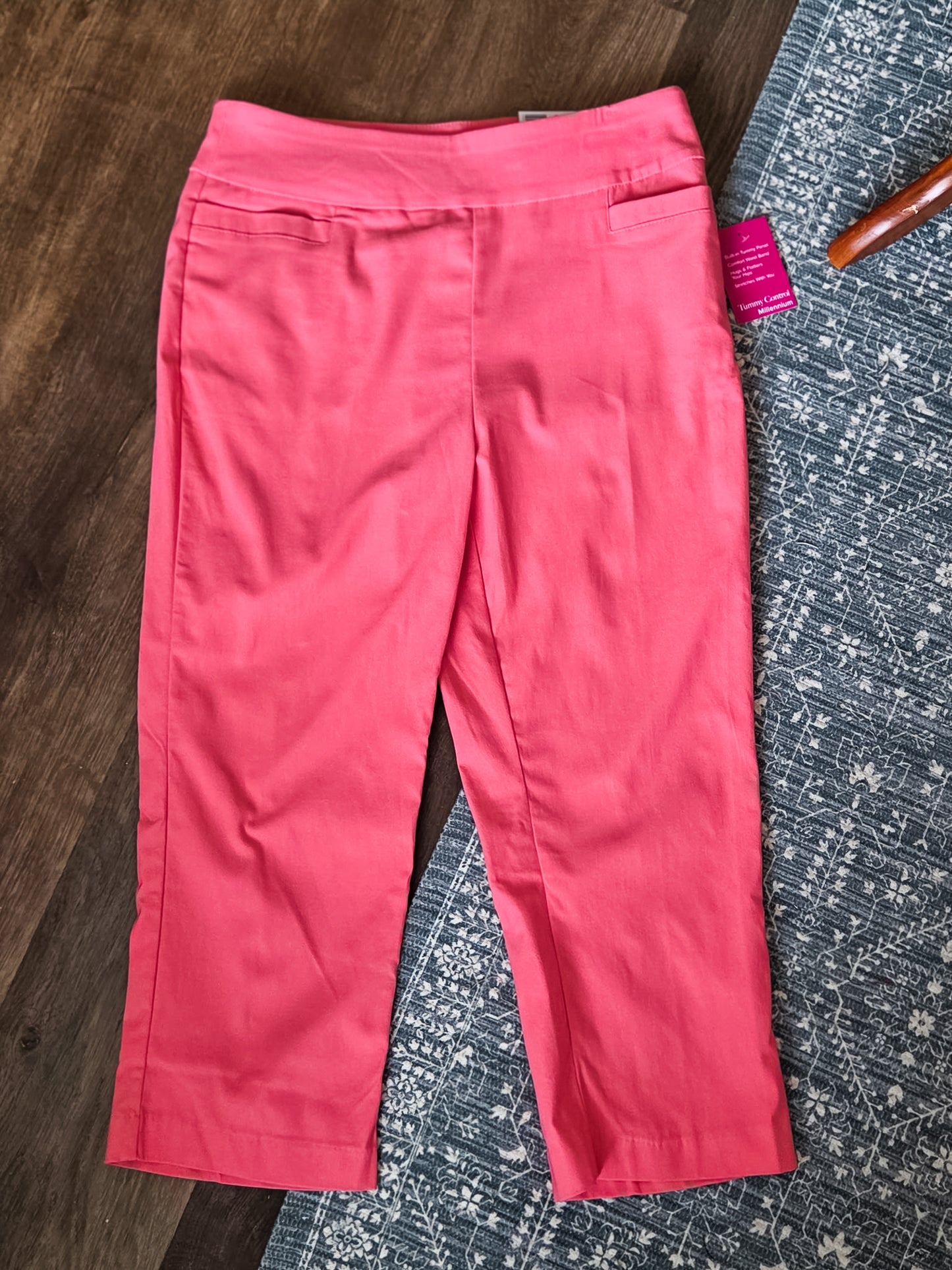 NWT Pink Capris 10